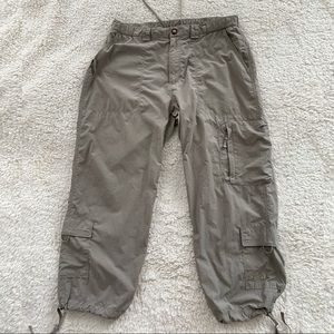 Women’s M The North Face Capri Khaki Pants Hiking